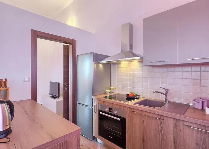 Glory Nyaraló Póla