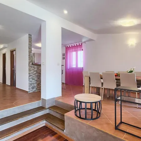 Glory Holiday home Pula